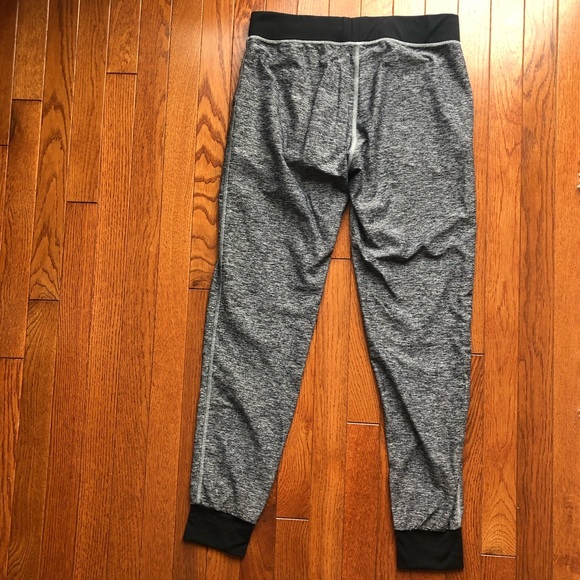 Victoria secret pink active wear joggers - Picture 4 of 5